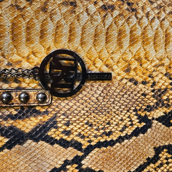 Badgley Mischka Vegan Leather Snakeskin Look Tote NWT - Picture 3 of 12